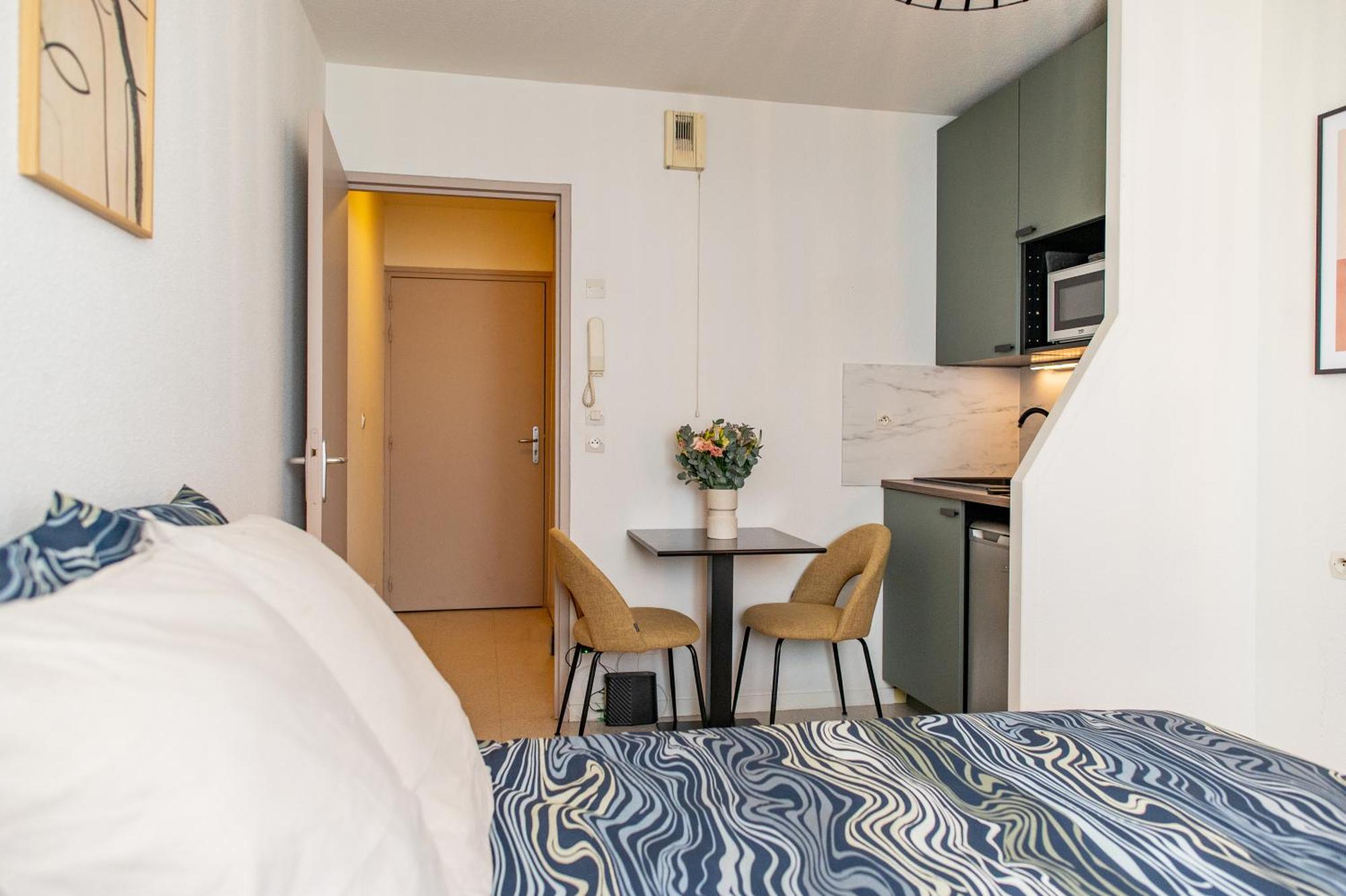 Villeurbanne Centre Appartement Meuble ภายนอก รูปภาพ